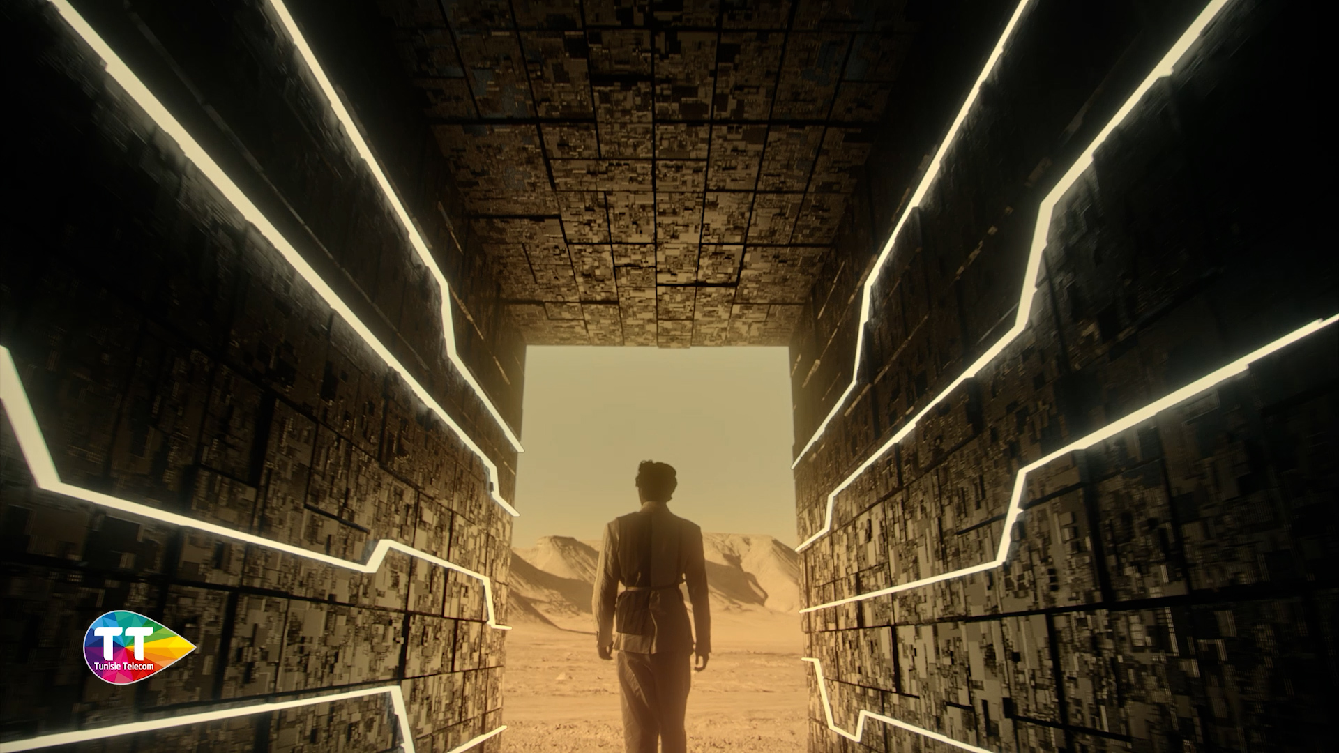 TT_BOXES_LONGUE_VERSION_26122021.mp4.00_00_57_06.Still001