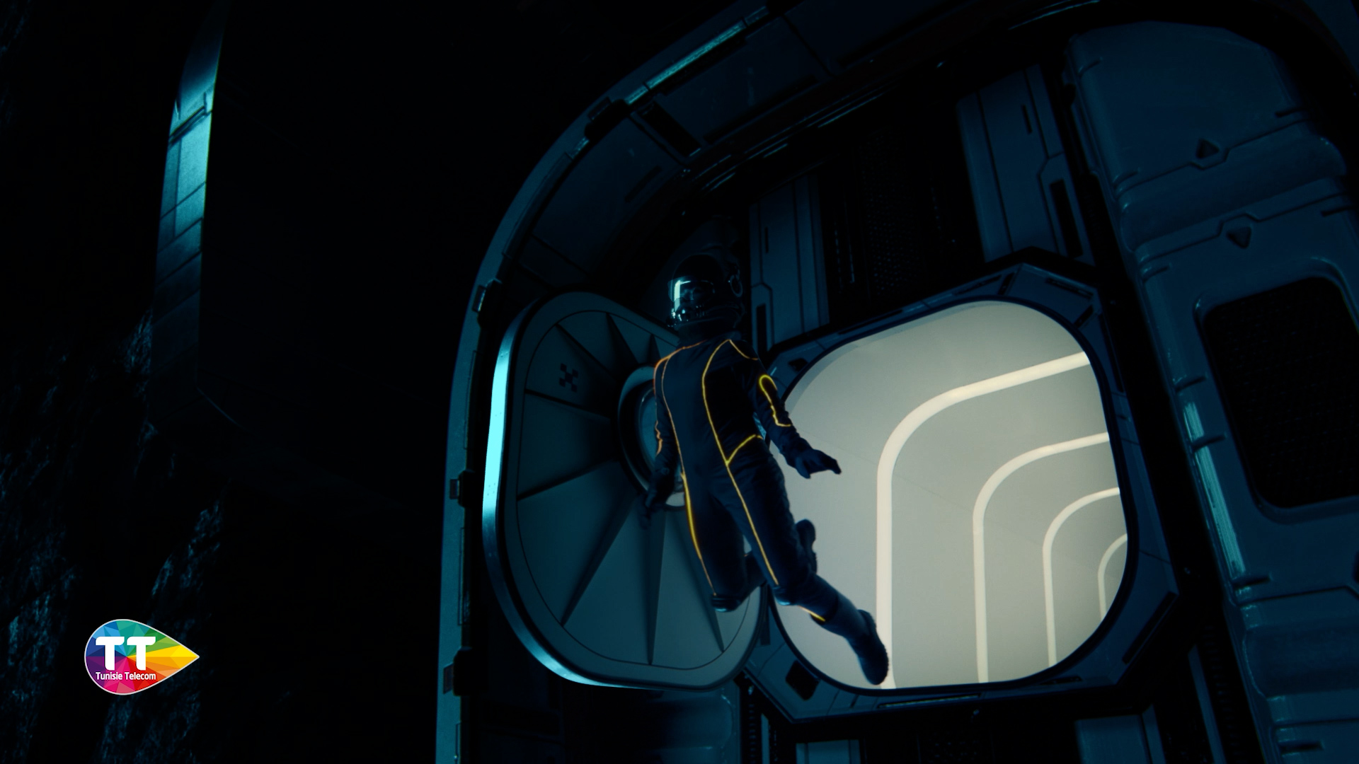 TT_BOXES_LONGUE_VERSION_26122021.mp4.00_01_00_13.Still003